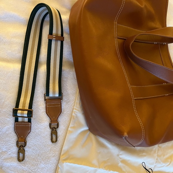 Great condition! Medium Montauk Tote in Rich Oak & $60 adjustable strap - Picture 15 of 16